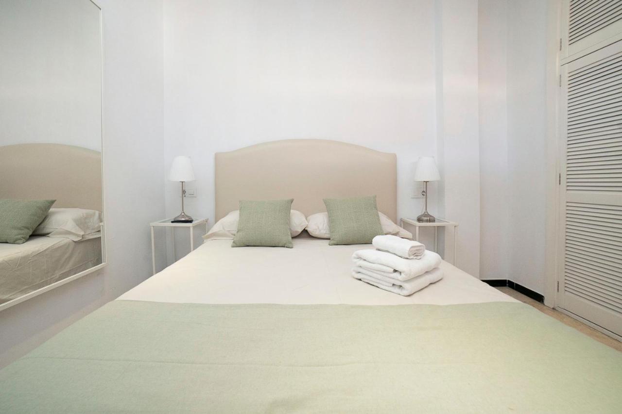 Alohamundi Lumbreras II Apartment Seville Exterior photo